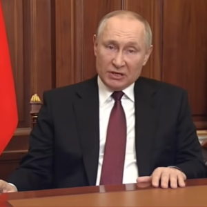 Putin cho phép tịch thu tiền của những người Nga giàu có